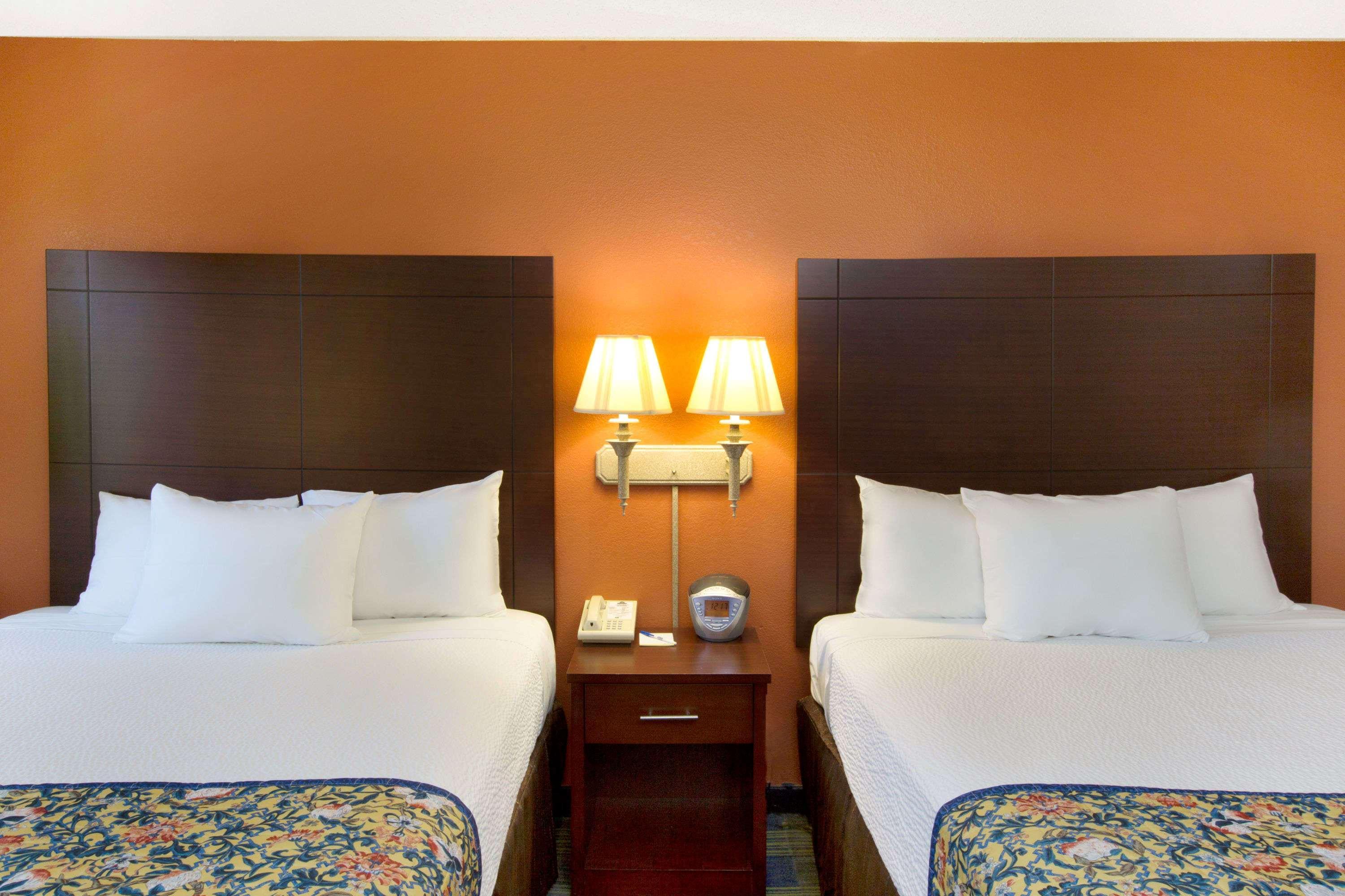 Days Inn By Wyndham Fremont Ngoại thất bức ảnh